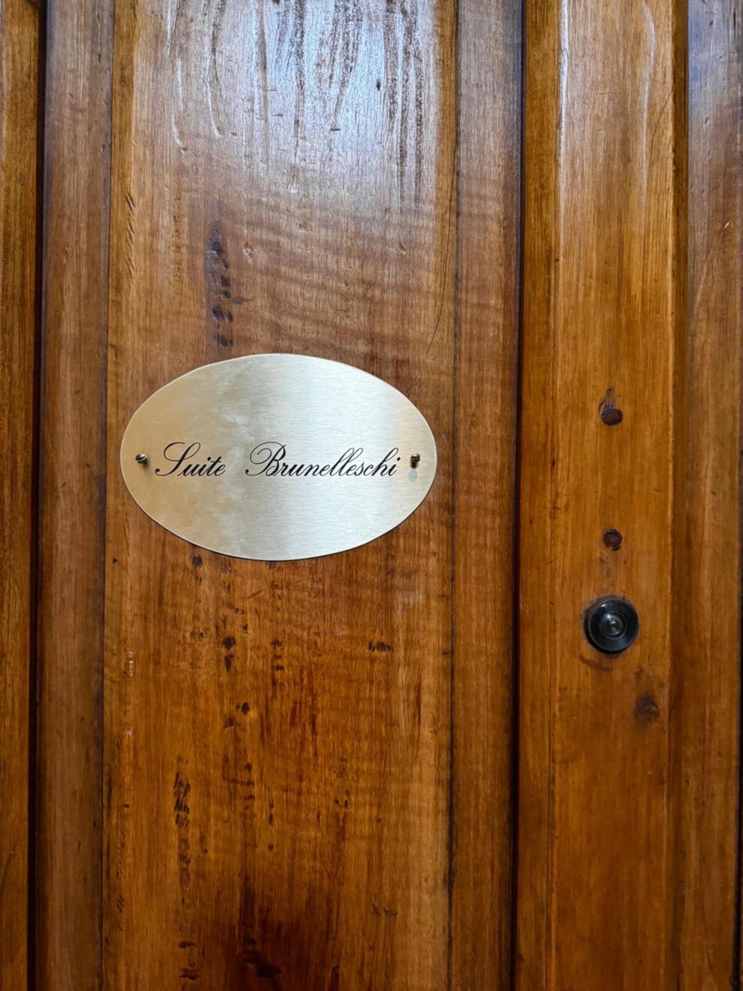 Suite Brunelleschi Florence - 14Th Century Suite Just 120 Steps From Cathedral - Intero Appartamento Kültér fotó